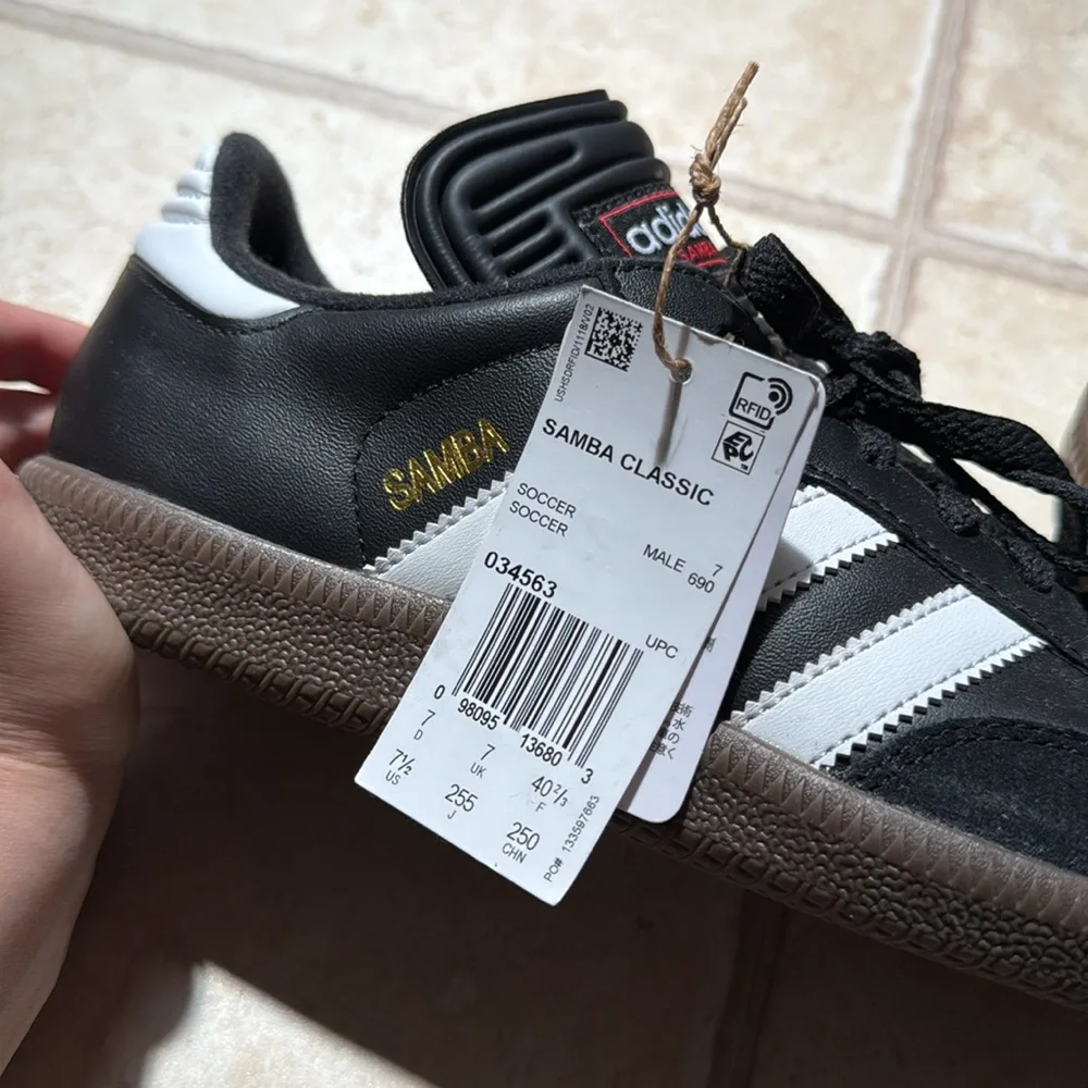 NWT ADIDAS SAMBRA CLASSIC
